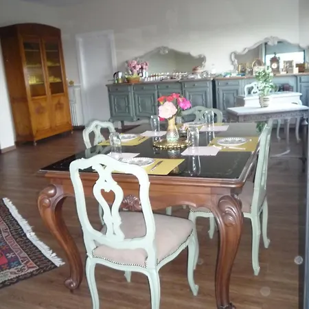 Frühstückspension Monte Bo 3*