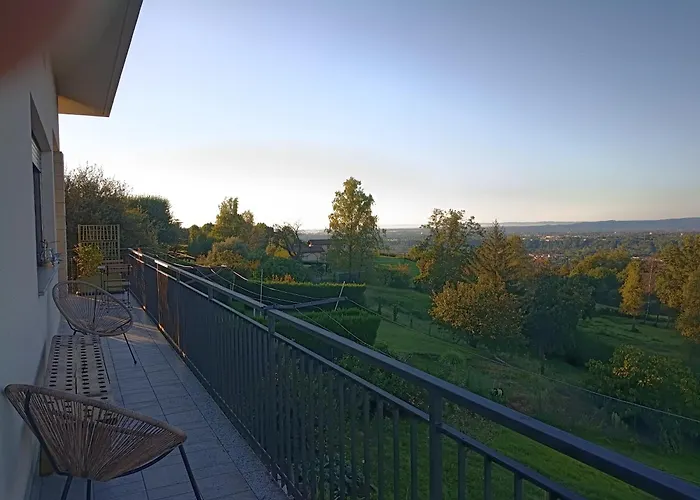 לינה וארוחת בוקר Monte Bo